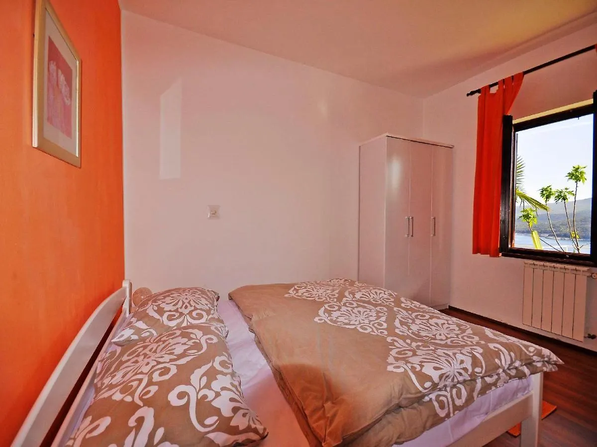 Apartments Paliska Rabac 3*,